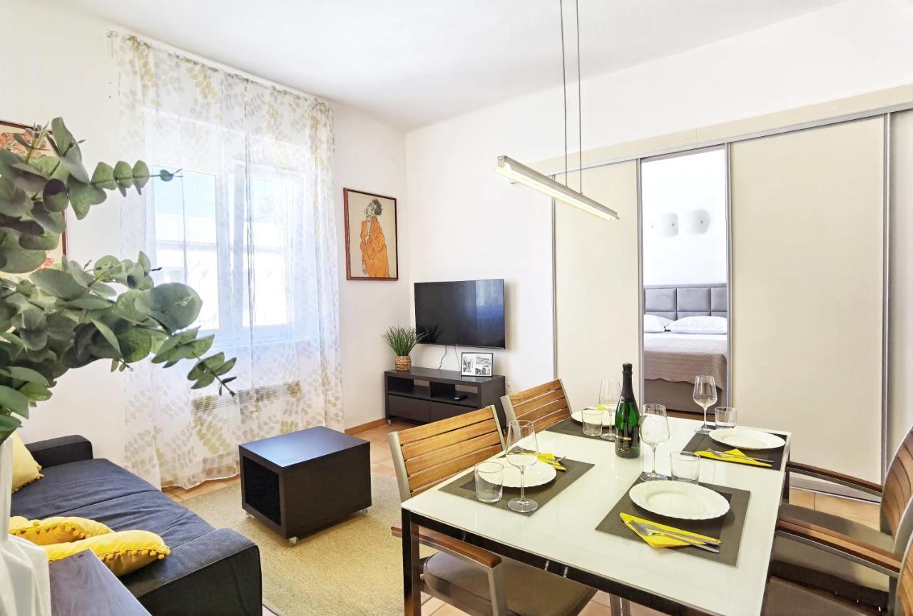 City Center Apartment Soldic Split Buitenkant foto