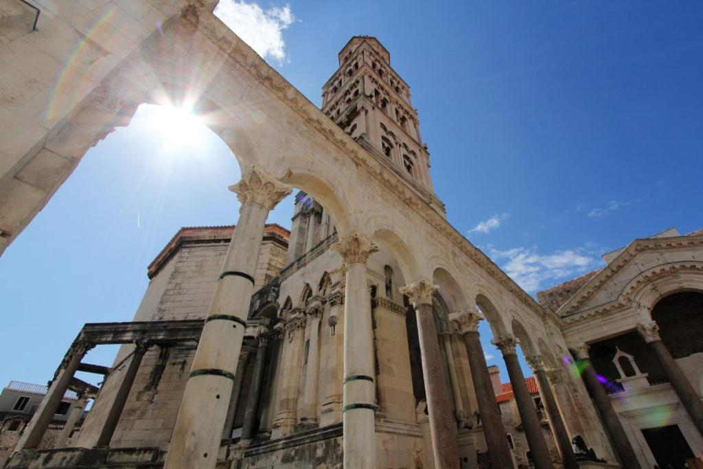 City Center Apartment Soldic Split Buitenkant foto